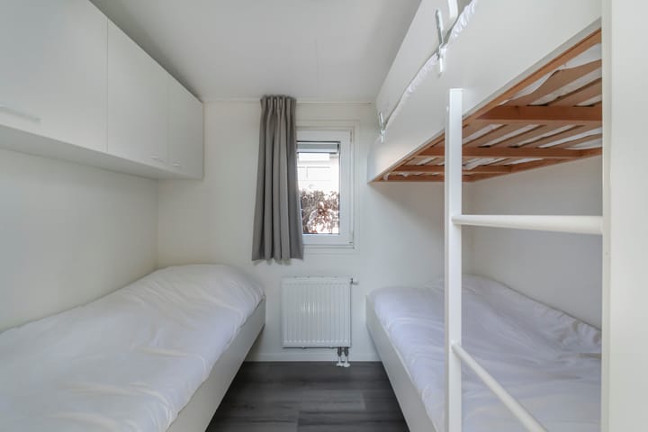 Photo 13 of Valkenburgerweg 128-141