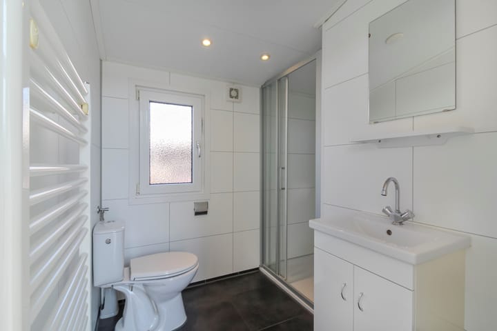 Photo 15 of Valkenburgerweg 128-141