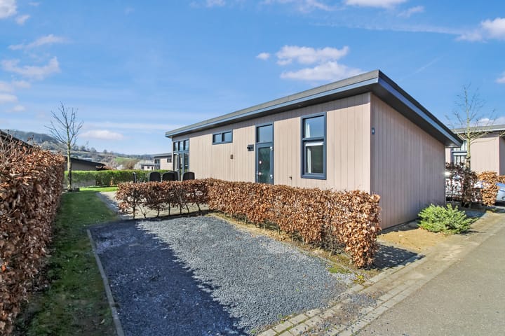 Photo 18 of Valkenburgerweg 128-141