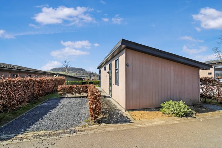 Photo 19 of Valkenburgerweg 128-141