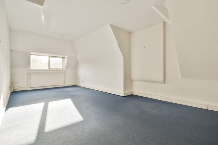 Foto 48 van Oranje Nassaulaan 17