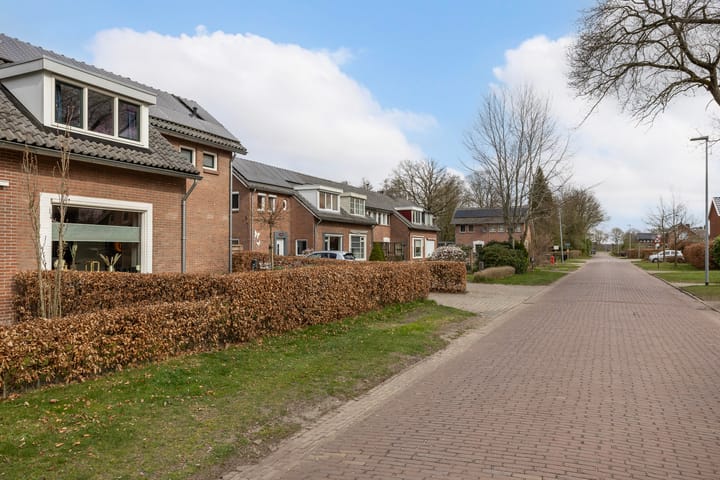 Photo 6 of Hankenhofweg 11