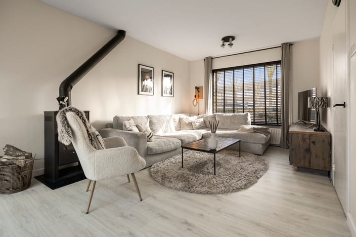 Foto 2 van Bernhardlaan 25