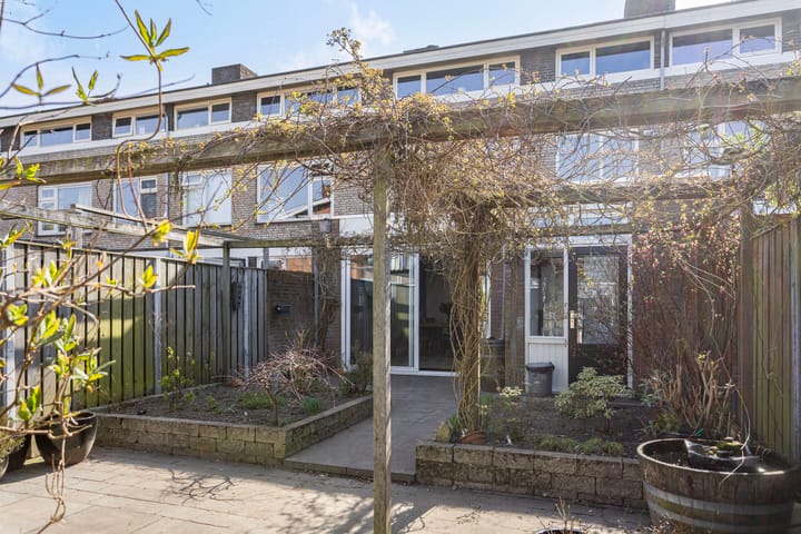 Foto 37 van Curiestraat 13