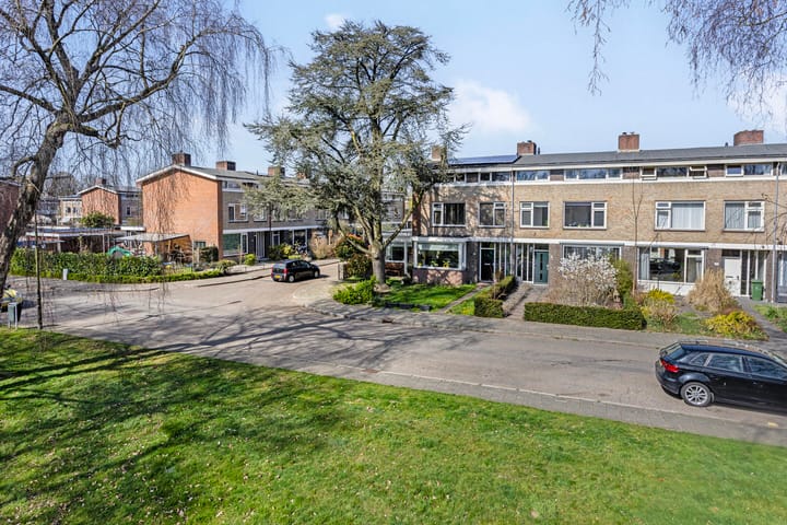 Foto 40 van Curiestraat 13