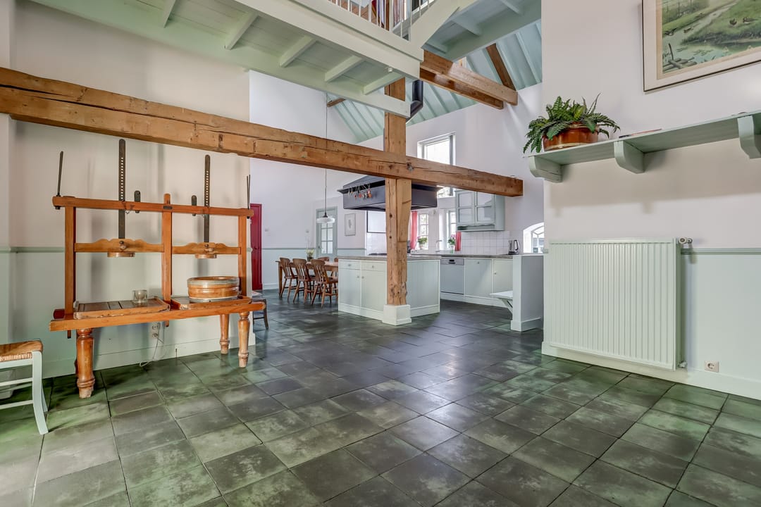 Foto 11 van Schuwacht 324