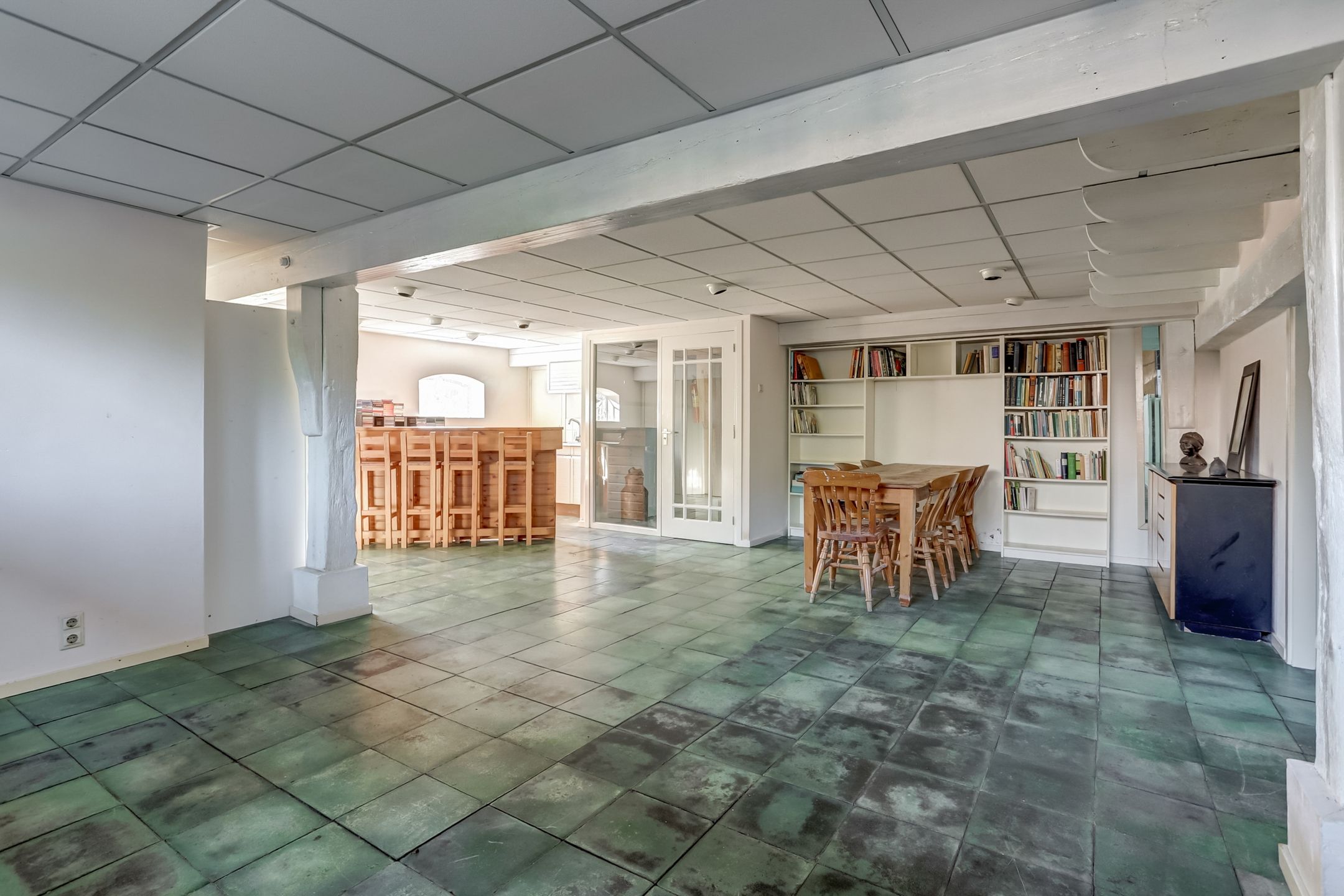 Foto 30 van Schuwacht 324