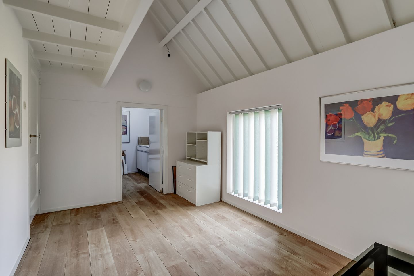 Foto 50 van Schuwacht 324