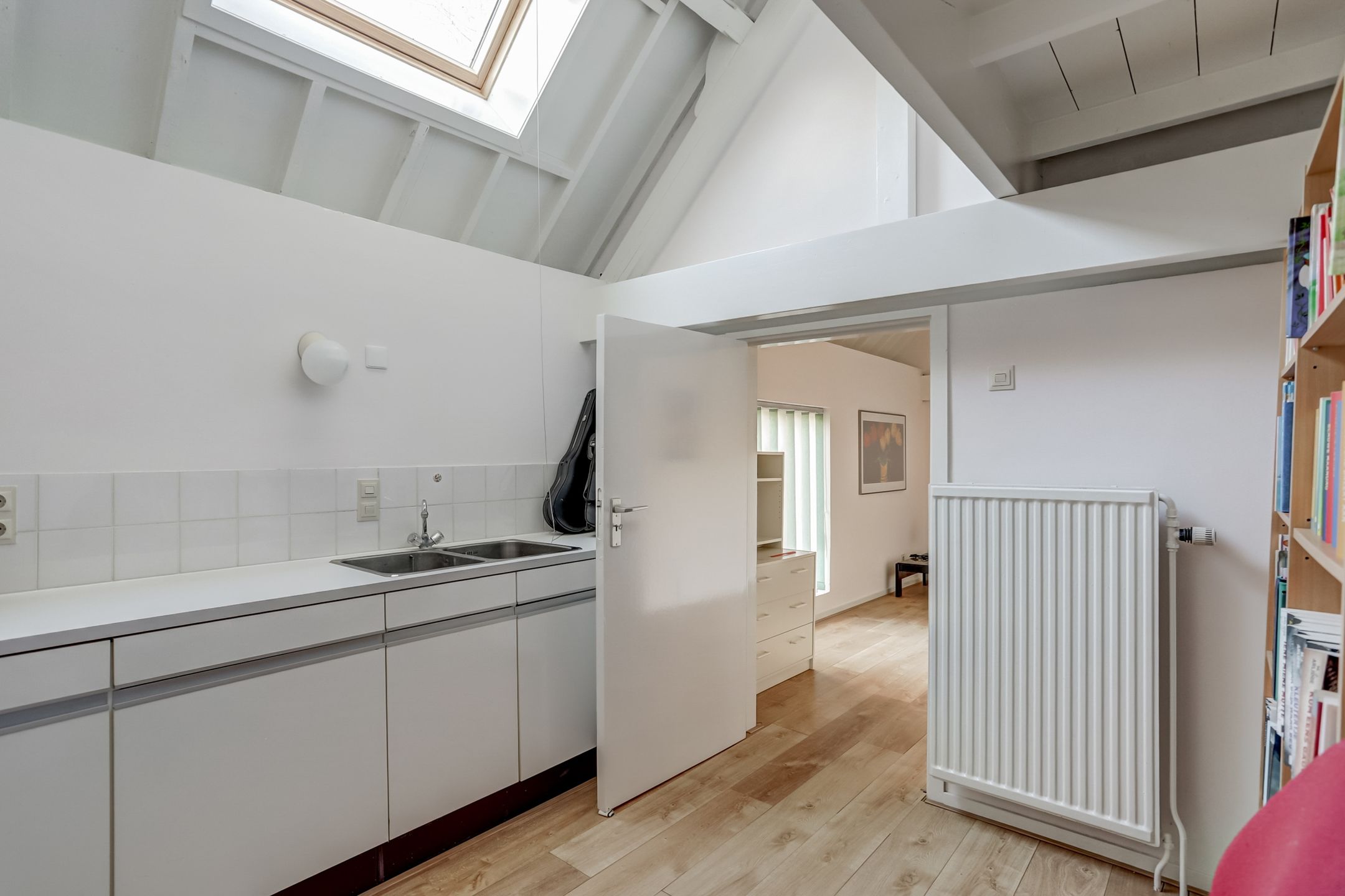 Foto 51 van Schuwacht 324