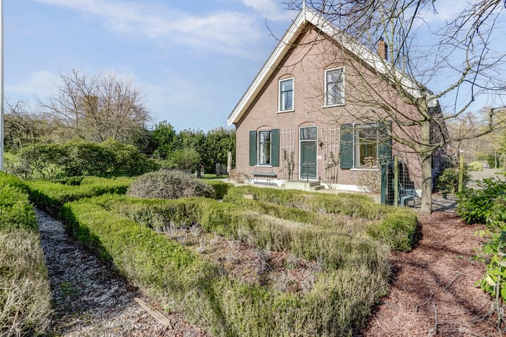 Foto 83 van Schuwacht 324