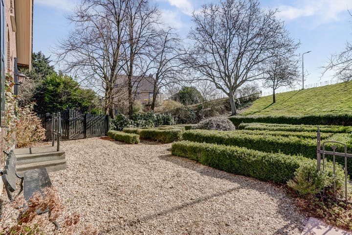 Foto 84 van Schuwacht 324