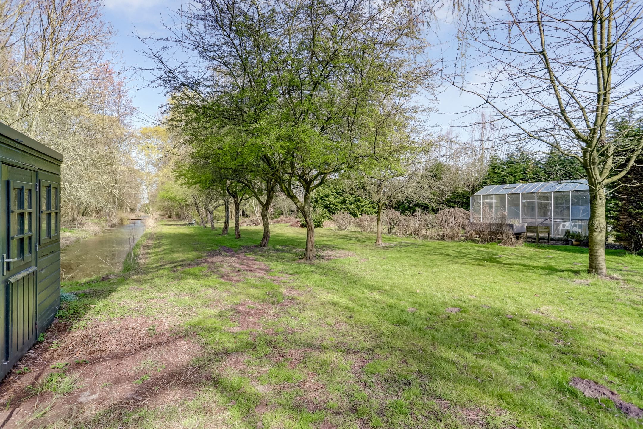 Foto 99 van Schuwacht 324