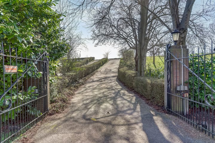 Foto 105 van Schuwacht 324