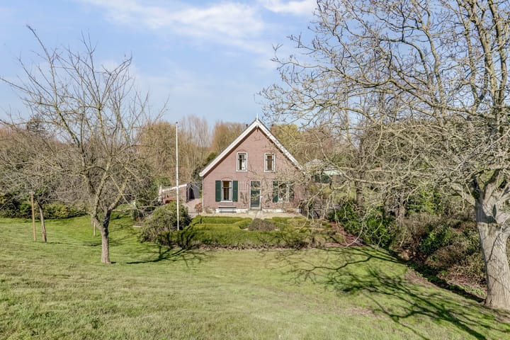 Foto 108 van Schuwacht 324