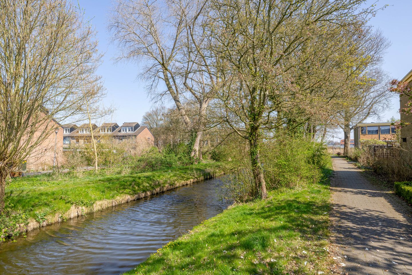 Foto 40 van Weigelialaan 21