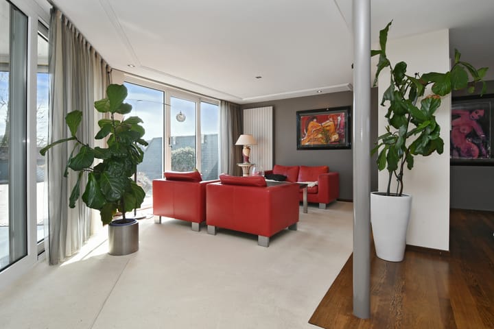 Foto 8 van Molenstraat 14