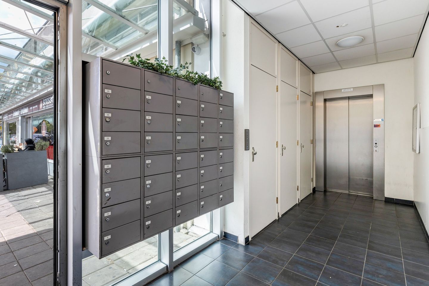 Foto 5 van Osdorper Ban 90-A25