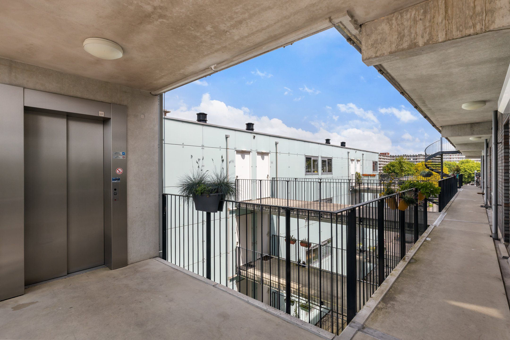 Foto 9 van Osdorper Ban 90-A25