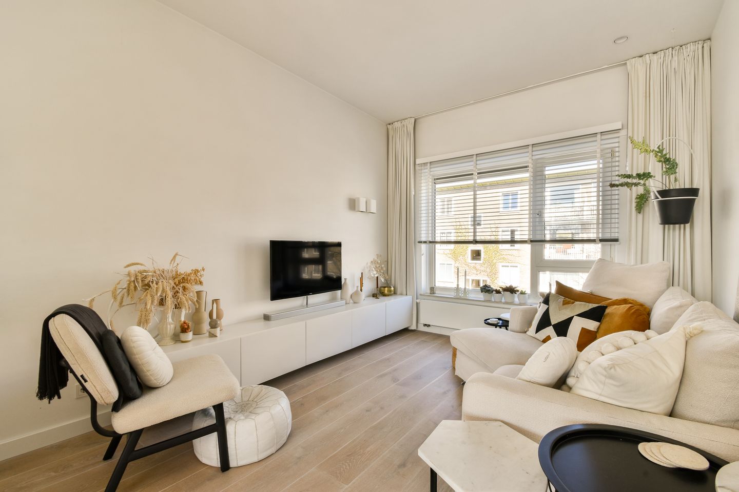 Foto 1 van Max Planckstraat 10-2