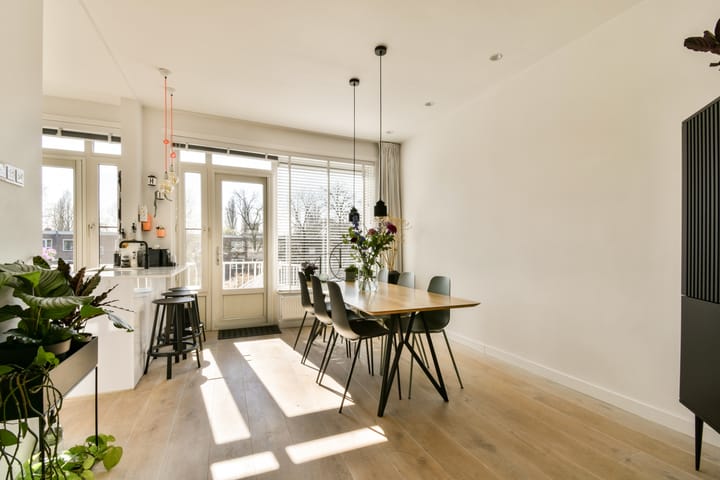 Foto 6 van Max Planckstraat 10-2