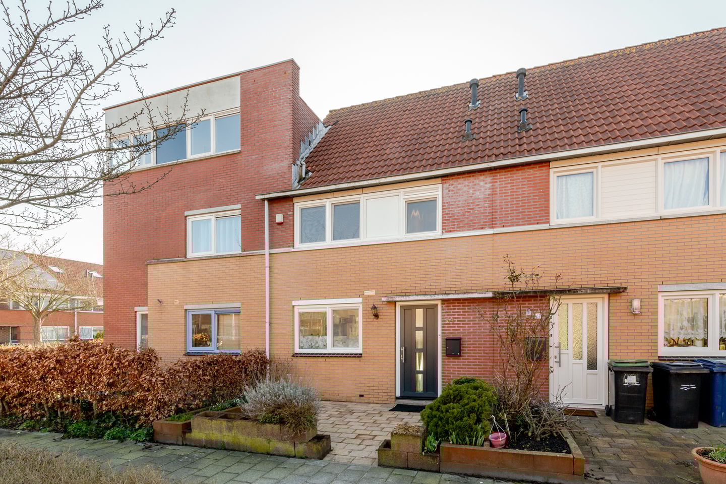 Foto 1 van Adrienne Solserstraat 64