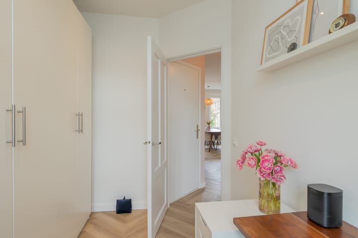 Foto 13 van Orteliusstraat 18-2