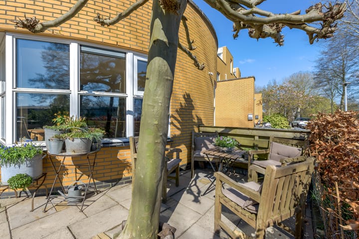 Photo 8 of Polonaisestraat 17