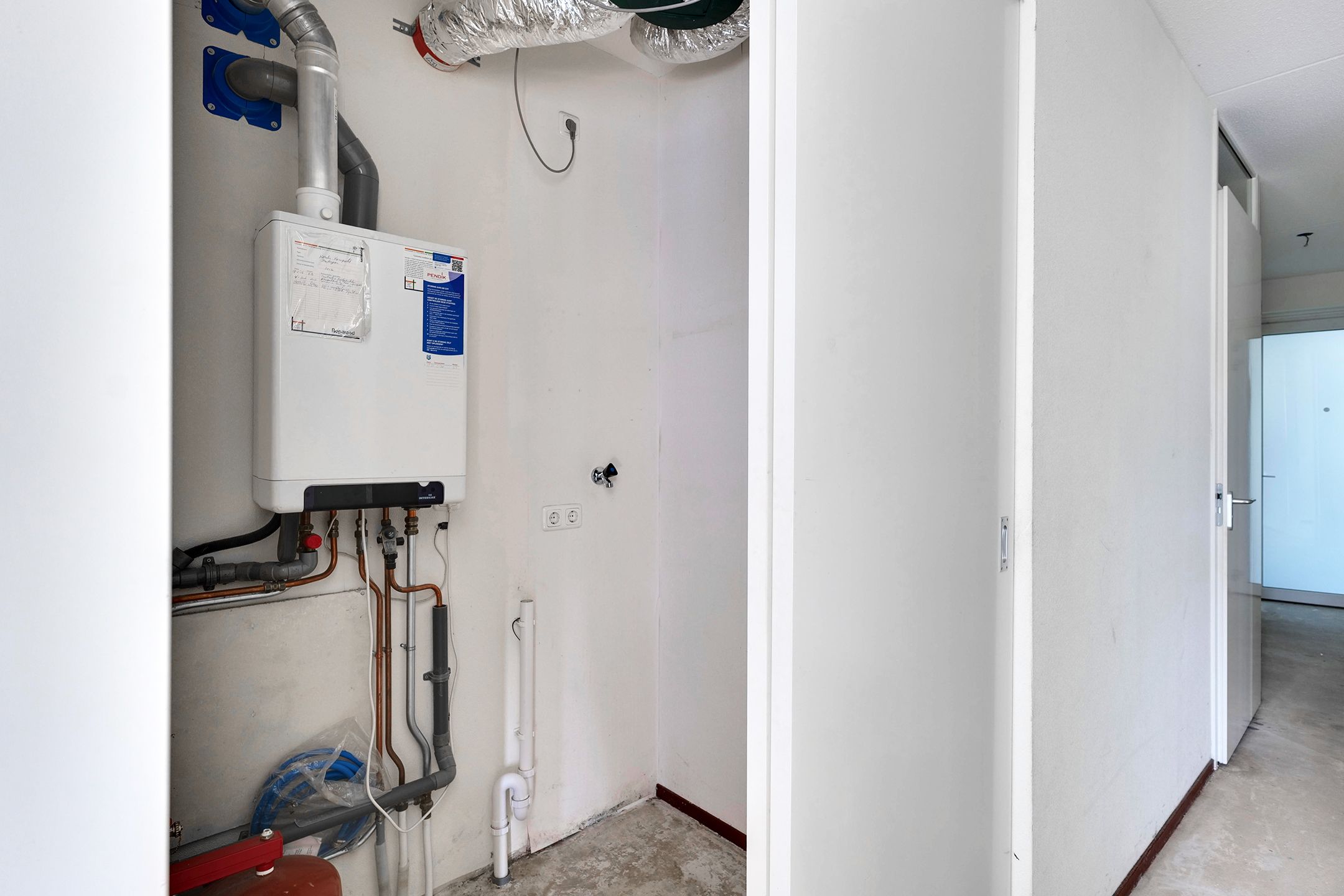 Foto 30 van Churchillplein 11