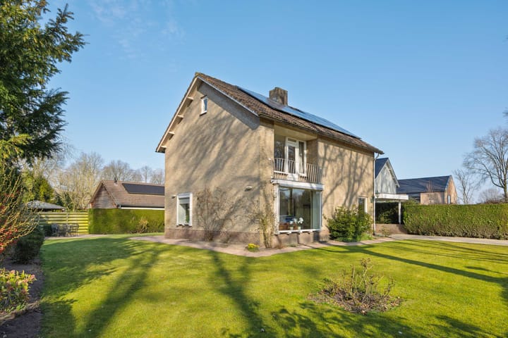 Foto 1 van Berlingenweg 7