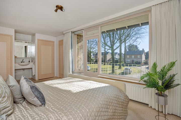 Foto 30 van Berlingenweg 7