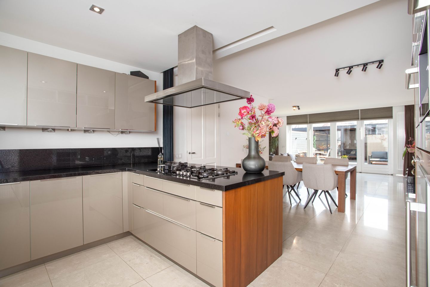 Photo 14 of Verlengde Molenweg 21