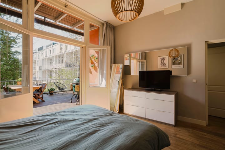 Foto 9 van Middenweg 50-1