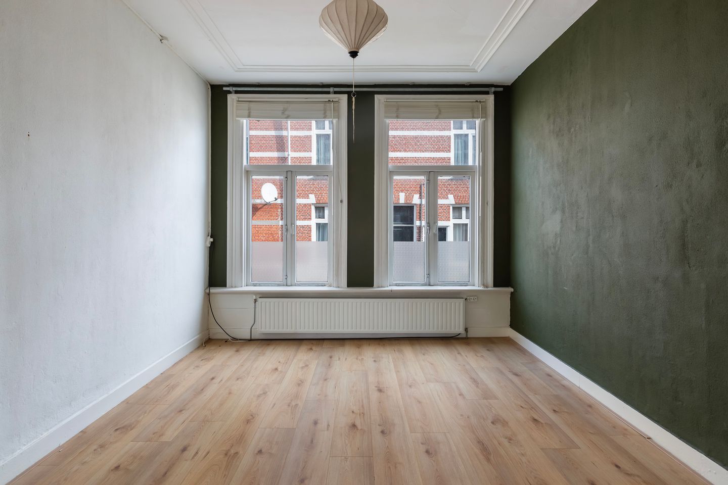 Photo 14 of Stationsstraat 26-ZW