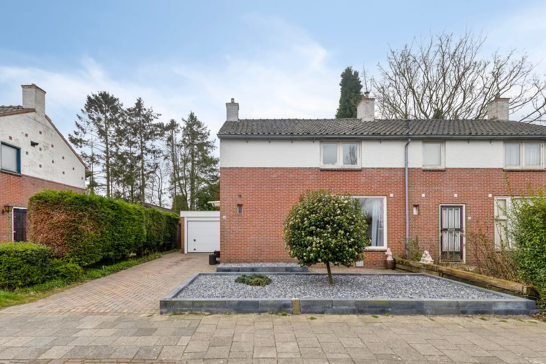 Foto 38 van Stationsweg 26