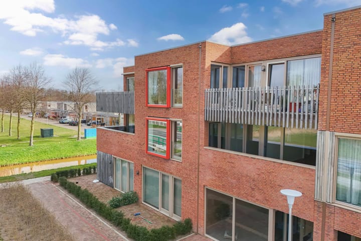 Voorhof 22