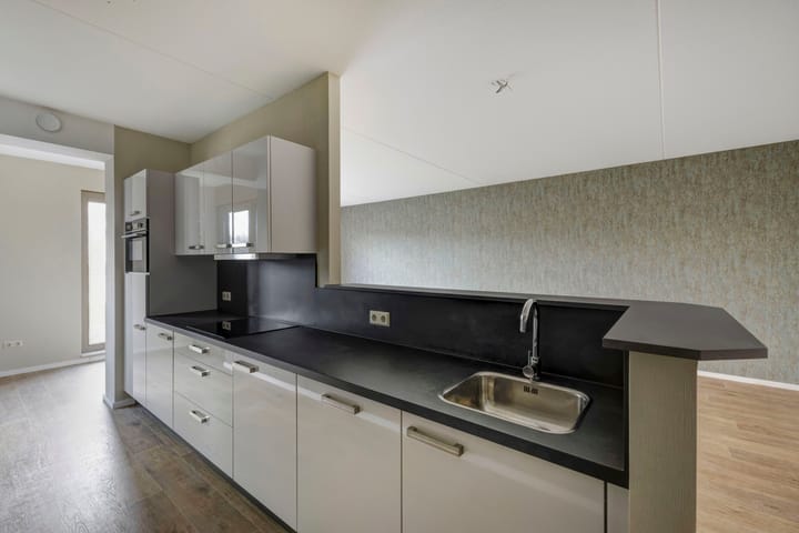 Photo 5 of Voorhof 22