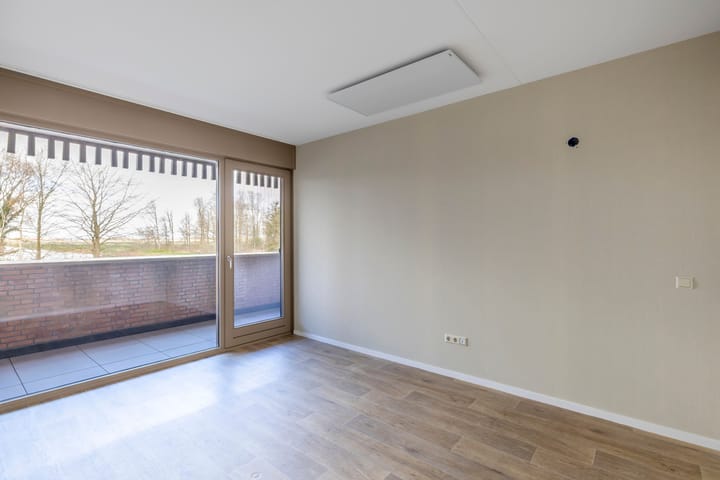 Photo 6 of Voorhof 22