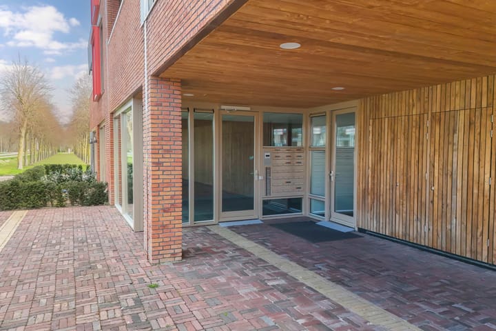 Photo 16 of Voorhof 22