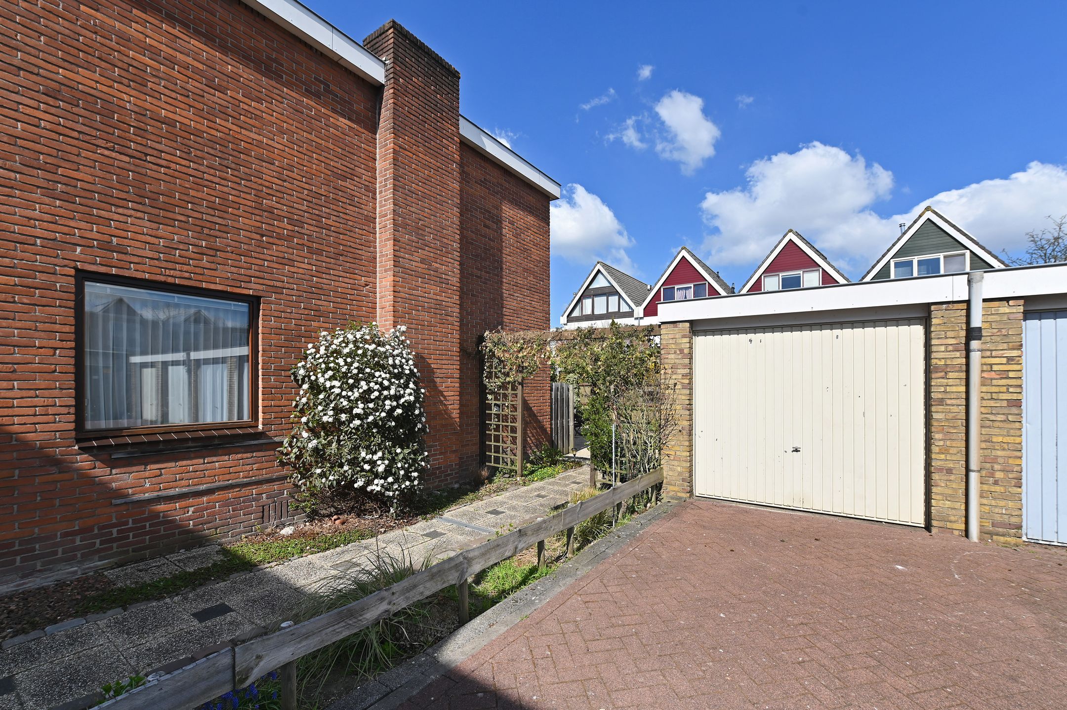 Photo 33 of Erberveltplein 12