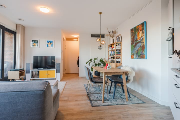 Photo 3 of Rozenstraat 94