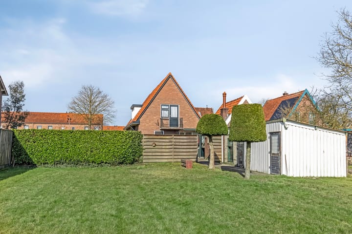 Foto 35 van Julianalaan 13