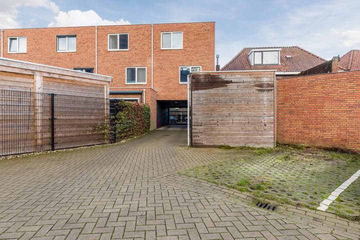 Photo 17 of Rozenstraat 94