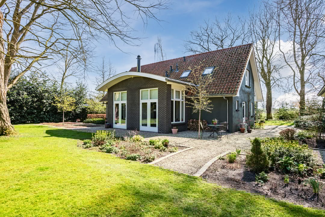 Foto 71 van Wapenvelder Kerkweg 11