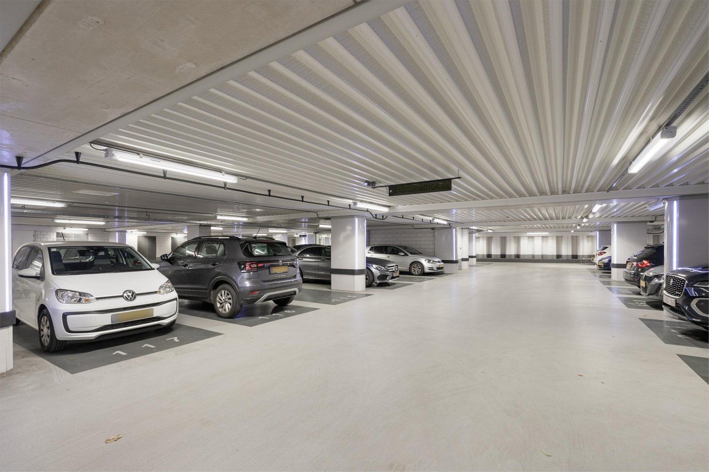 Foto 18 van Pieter Vreedeplein 30