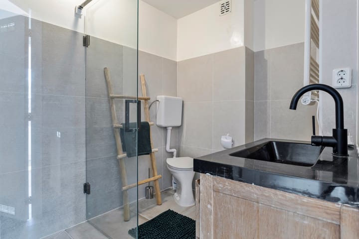 Photo 29 of Lange Nering 118-A