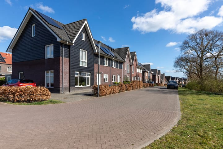 Photo 48 of Weldadigheid 55