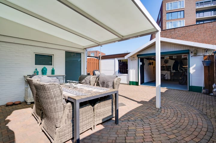 Photo 15 of Jan Pieterszoon Coenstraat 15