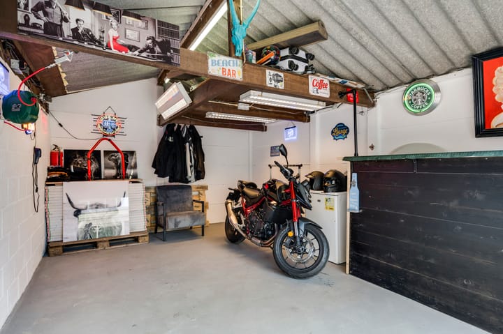 Photo 16 of Jan Pieterszoon Coenstraat 15