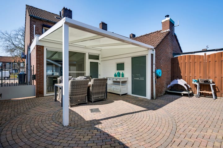 Photo 17 of Jan Pieterszoon Coenstraat 15