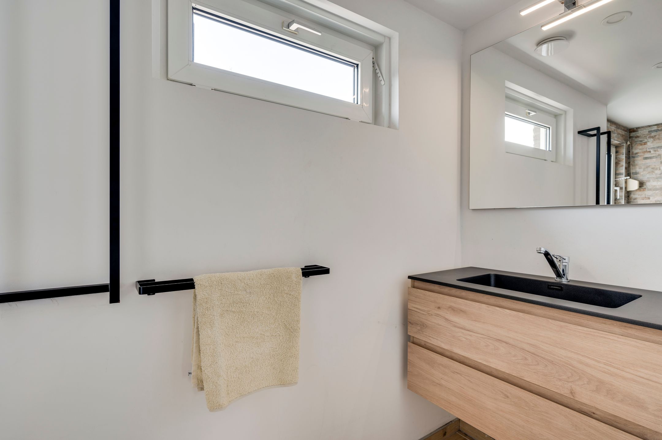 Foto 24 van Jan Pieterszoon Coenstraat 15